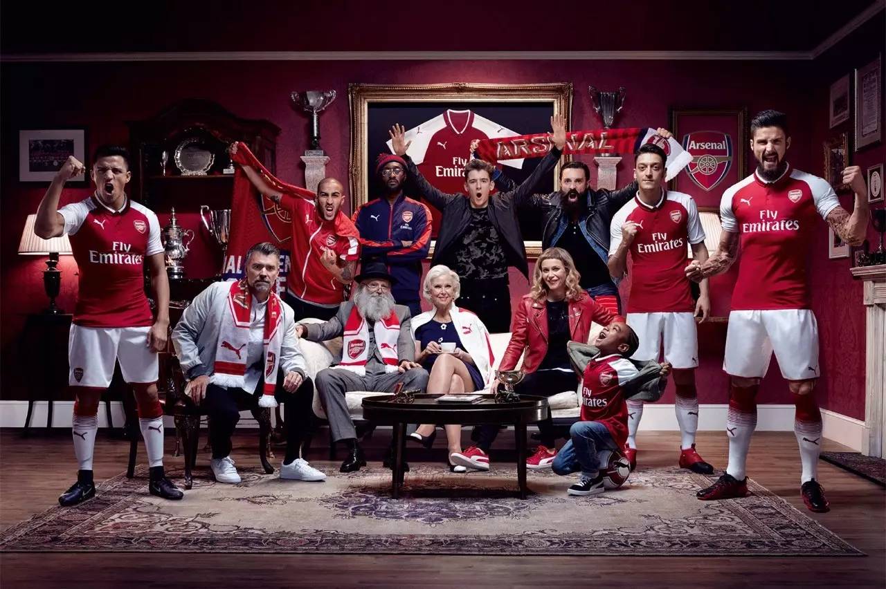 欧文快攻一条龙完成得分（欧文一条龙快攻上篮得手）