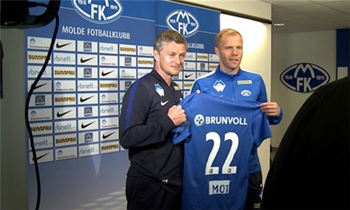 迪马：皮奥利即将正式从佛罗伦萨下课，双方正在敲定分手条件（迪马：皮奥利将离任佛罗伦萨主帅，双方正商谈解约条款）