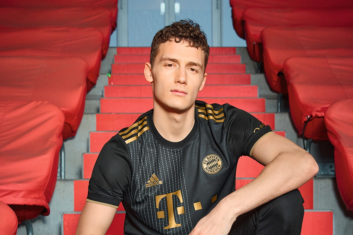 TA：那不勒斯满意霍伊伦的表现，他弥补了卢卡库伤缺的影响（TA：霍伊伦表现获那不勒斯认可，已补上卢卡库伤停空缺）