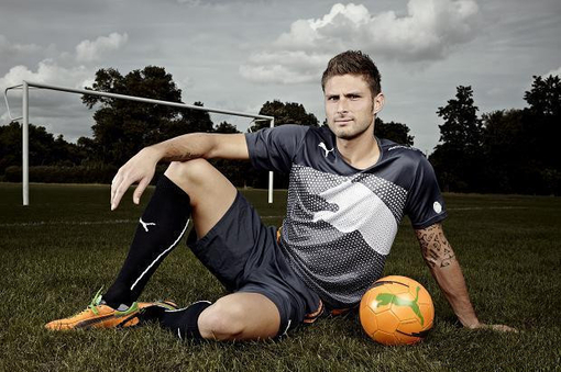 FIFA最新世界排名：西阿法英巴葡荷比德锁定世界杯种子队；中国仍居第93（FIFA世界排名更新：西阿法英巴葡荷比德锁定世界杯种子席位，中国依旧第93位）