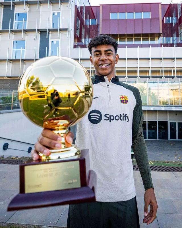 痛改前非？杨博宇参加足协教练员培训，此前网传参与假球牟利（重回正轨？杨博宇参加足协教练员培训，曾被传涉假球牟利）