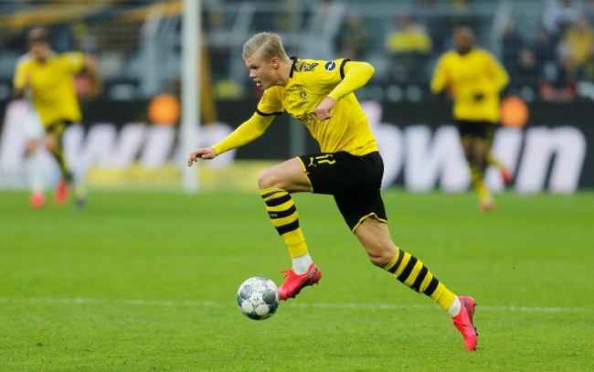 阿坎吉：我和比塞克换位？因为黄牌；齐沃带来的影响愈发明显（阿坎吉：与比塞克对调因黄牌，齐沃影响力日益凸显）