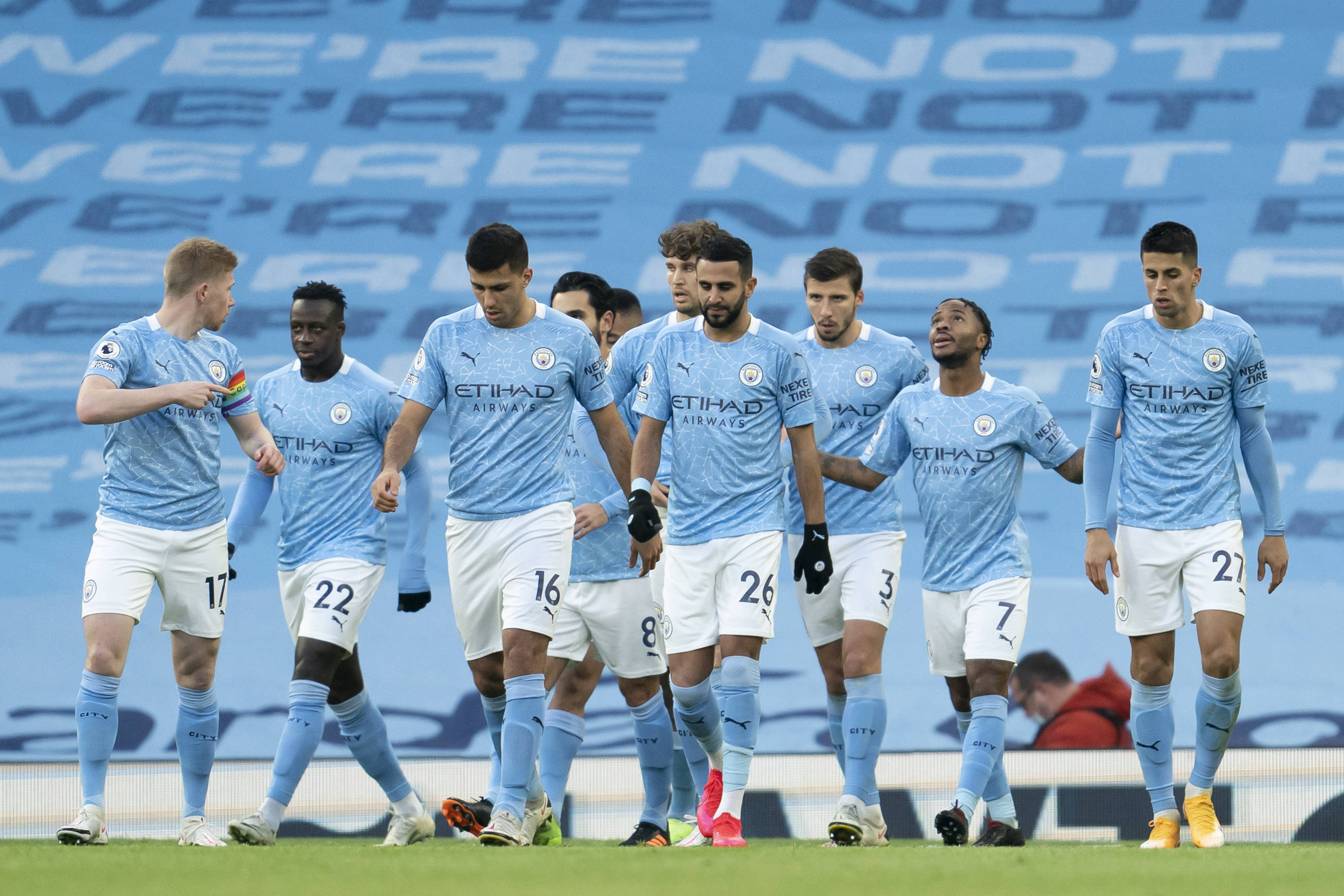 中超联赛总结：积分榜前三分析,（中超赛季回顾：积分榜前三队深度解读）