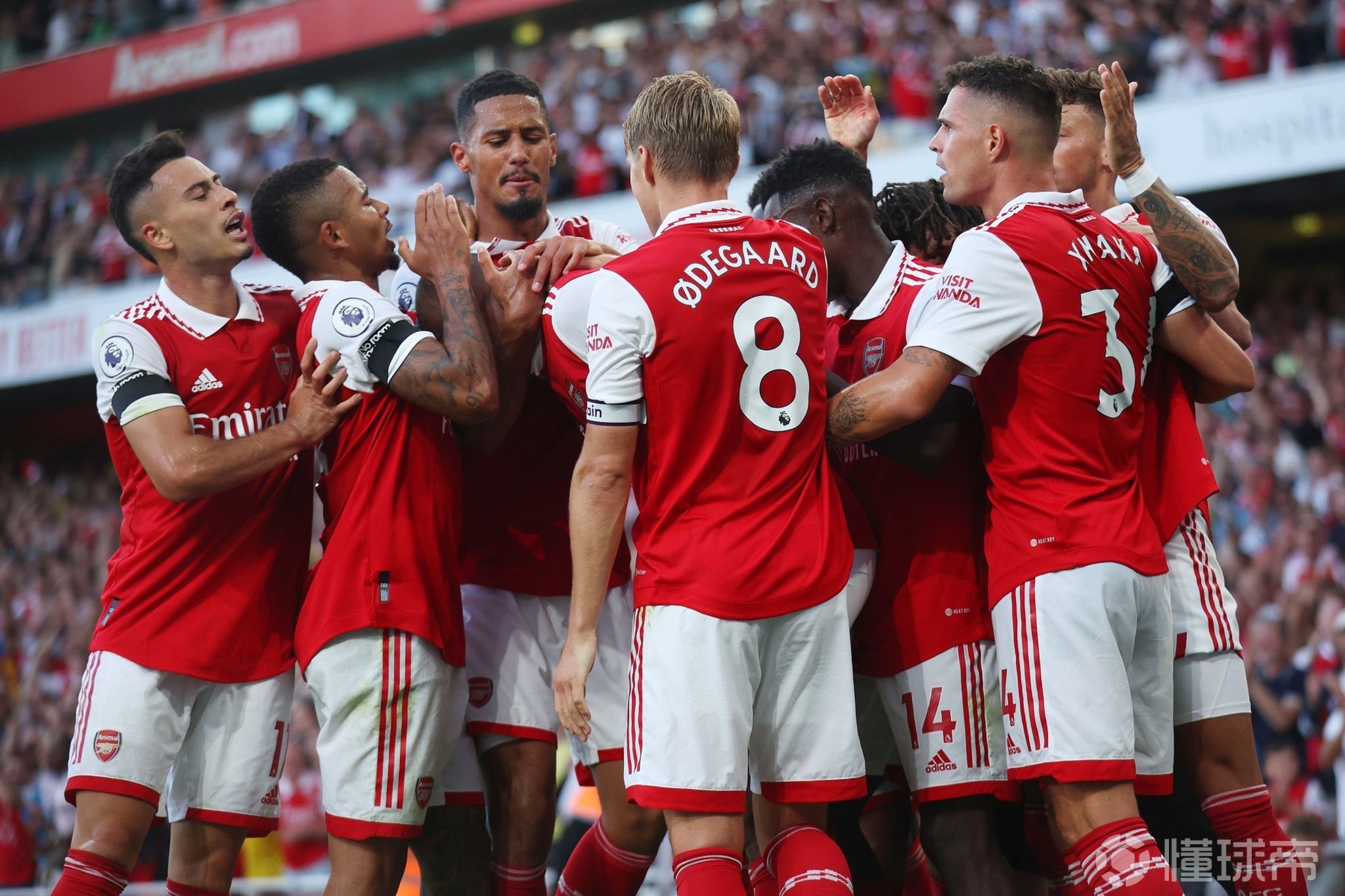 记者：金泉尚武未来将被一分为二，球员离队但管理层留在金泉（记者称金泉尚武或将分拆为两部分：球员离队，管理层留守金泉）