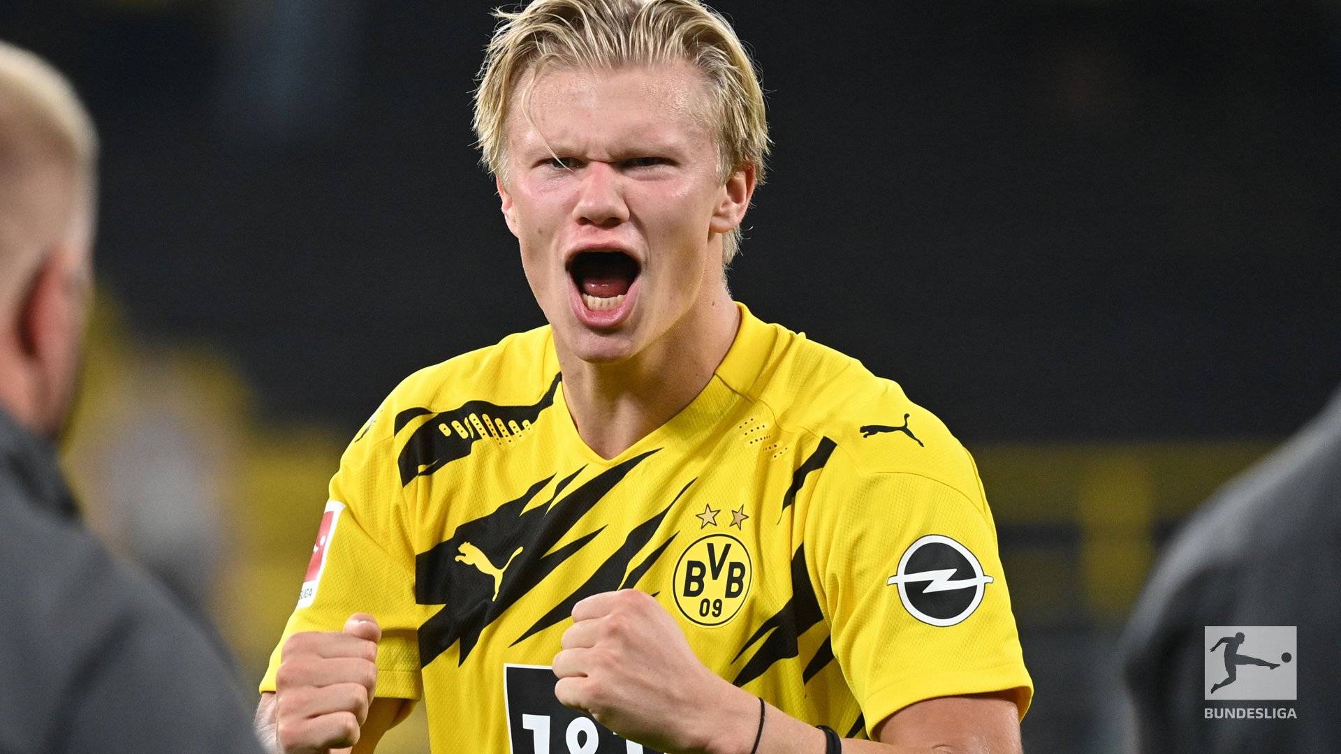 巴特萨基还没来不及走到替补席跟教练击掌普利西奇就完成了进球！（巴特萨基还没来得及在替补席与教练击掌，普利西奇就已破门！）