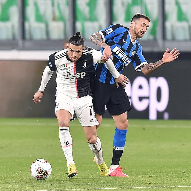 NBA：太阳击败篮网 杜兰特砍下35分（NBA常规赛：杜兰特轰35分 太阳力克篮网）