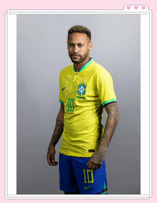 基米希谈阿方索复出：他这段时间很艰难，但总是带来积极能量（基米希：阿方索重返赛场，虽经历艰难却始终带来正能量）